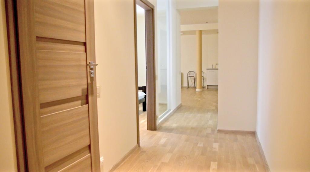 Old Town Apartment With Private Elevator 里加 外观 照片