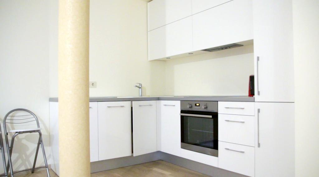Old Town Apartment With Private Elevator 里加 外观 照片
